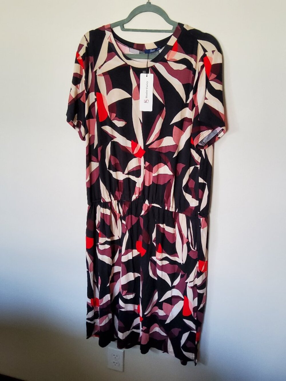 Simier Fariry Plus Size Dress size XXL Abstract Design